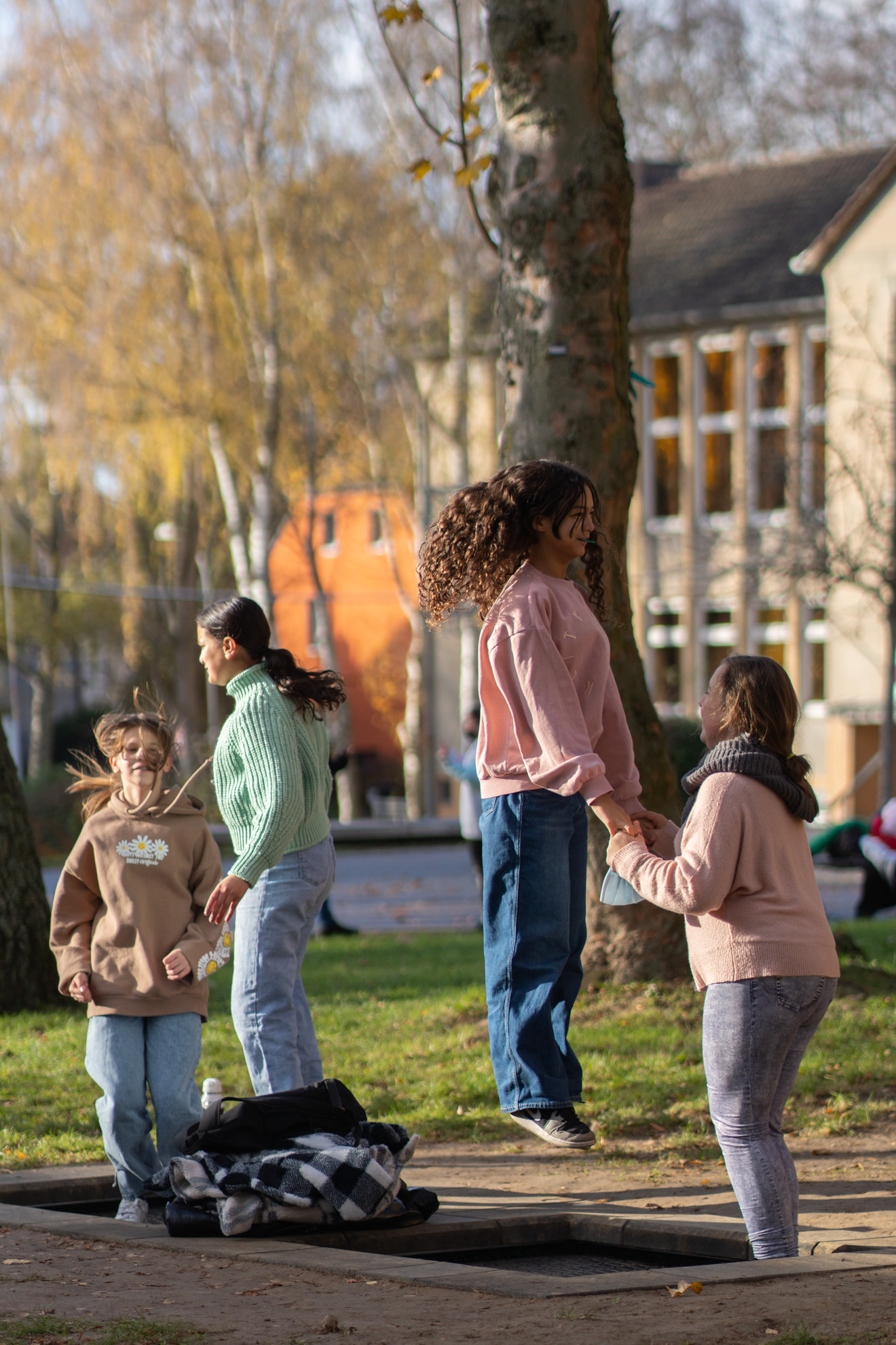 Neues Spielgerät auf dem Schulhof